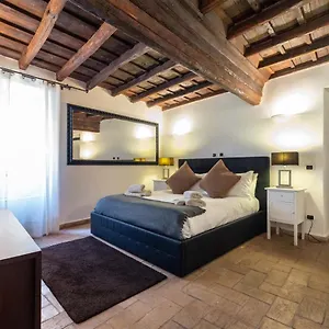 Apartment Deza Cozy Place In Monti, Rome